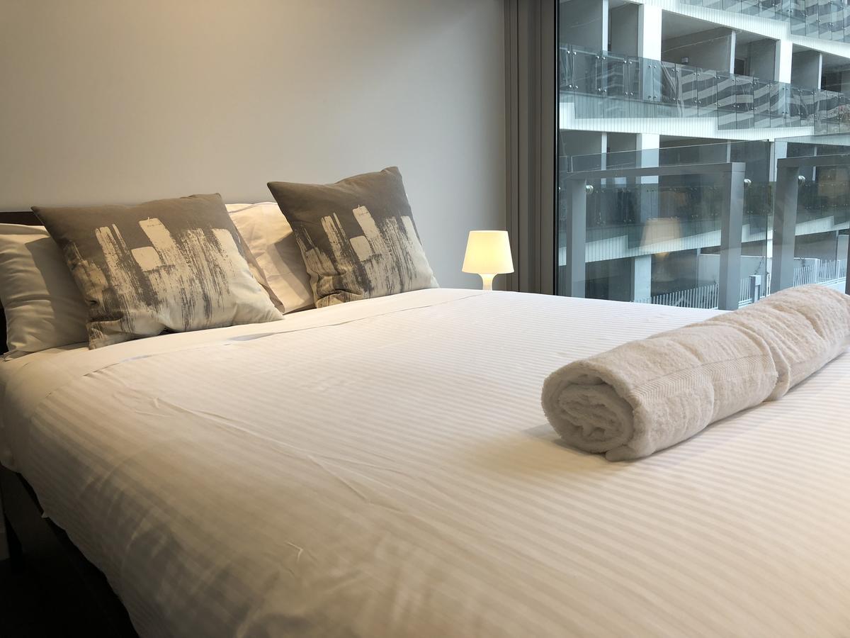Pride Fawkner St Kilda Rd With Gym & Pool Apartment Мелбърн Екстериор снимка